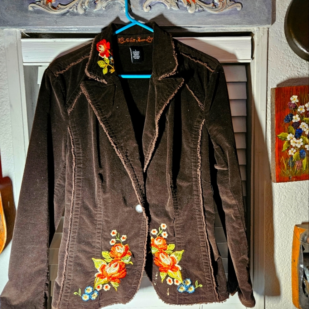 Corraroy  jacket